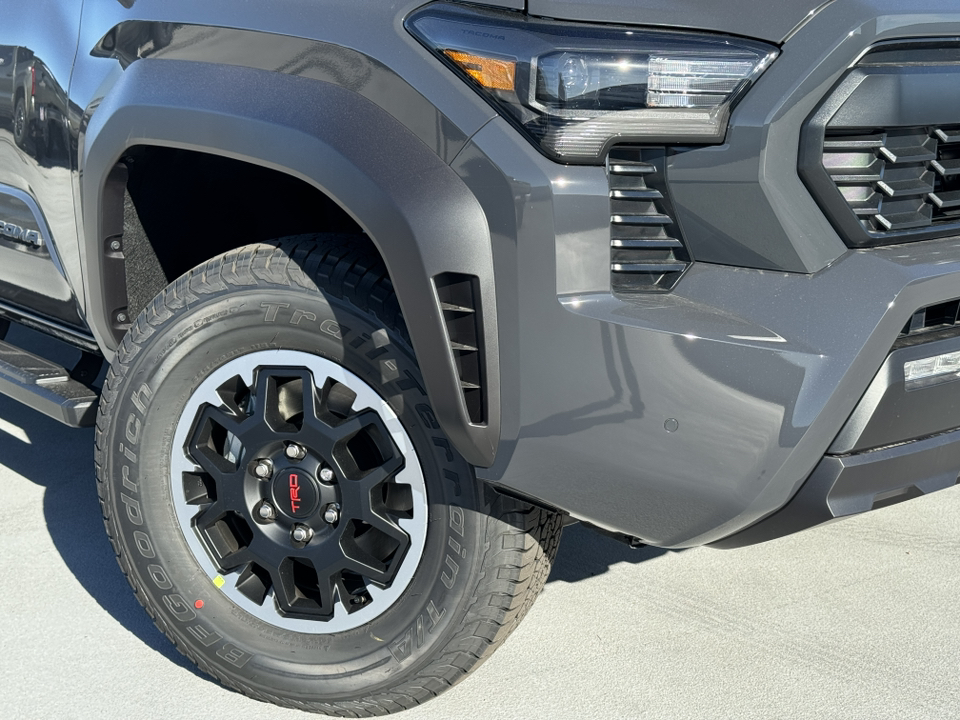 2024 Toyota Tacoma TRD Off Road 10