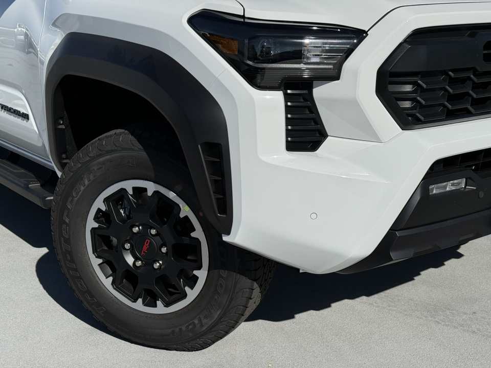 2024 Toyota Tacoma TRD Off Road 10