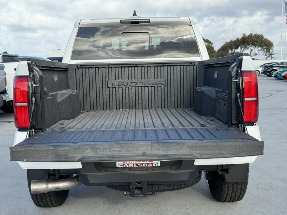 2024 Toyota Tacoma TRD Off Road Hybrid 9