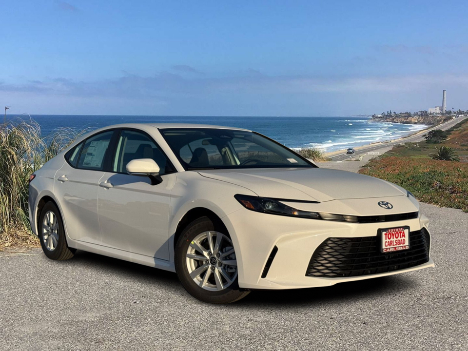 2025 Toyota Camry LE 1