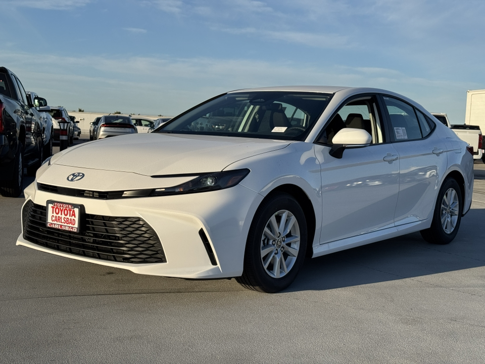 2025 Toyota Camry LE 11