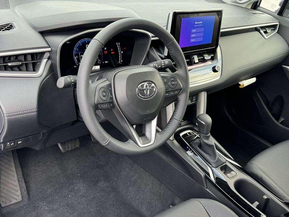 2024 Toyota Corolla Cross XLE 15