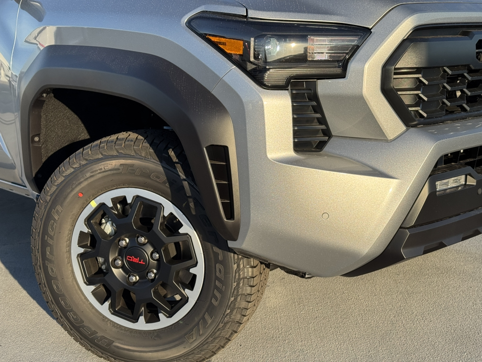 2024 Toyota Tacoma TRD Off Road 10