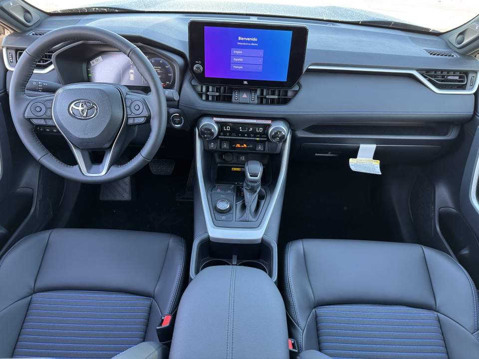 2025 Toyota RAV4 Hybrid XSE 4