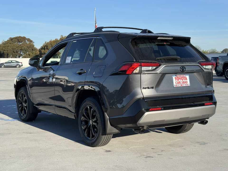 2025 Toyota RAV4 Hybrid XSE 12