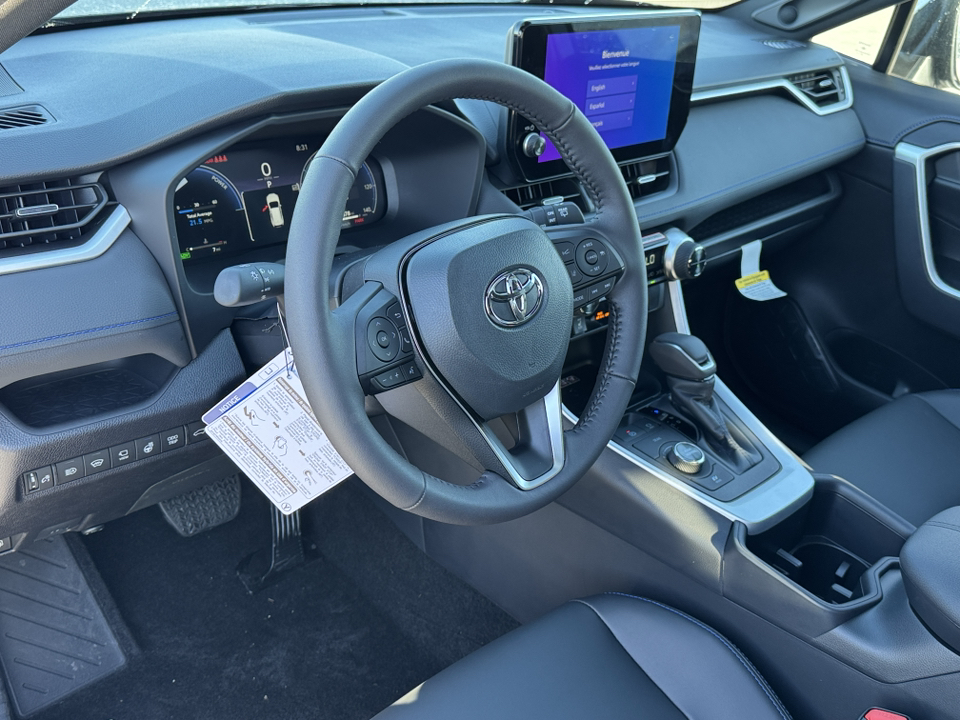 2025 Toyota RAV4 Hybrid XSE 16