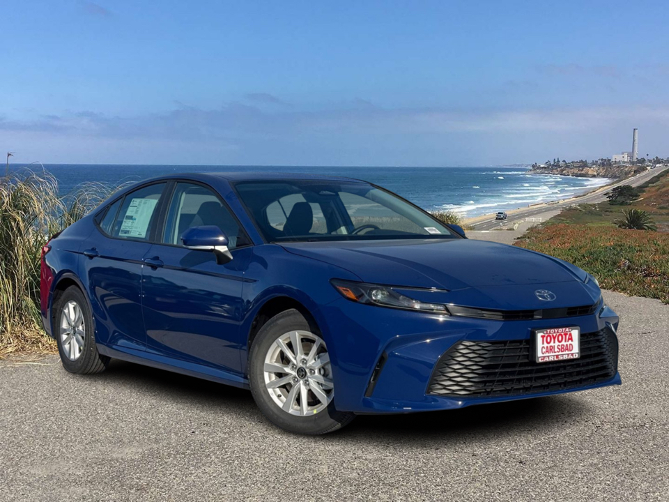 2025 Toyota Camry LE 1