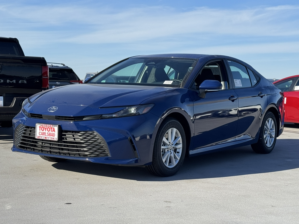 2025 Toyota Camry LE 11