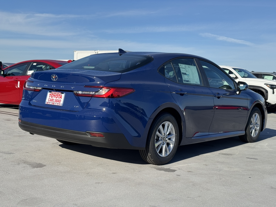 2025 Toyota Camry LE 13