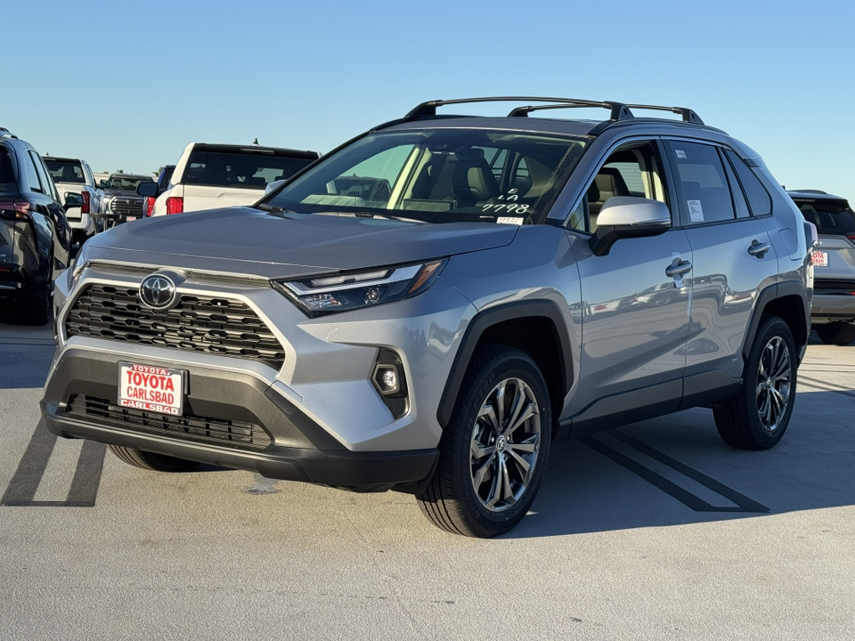 2025 Toyota RAV4 Hybrid XLE Premium 11