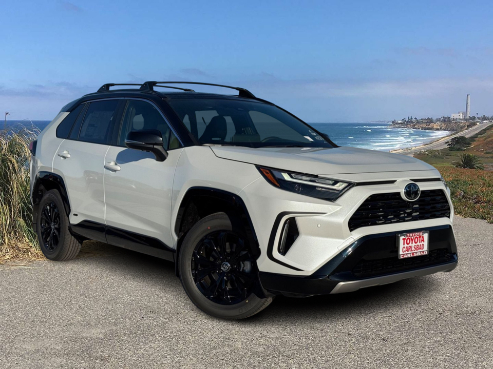 2025 Toyota RAV4 Hybrid XSE 1