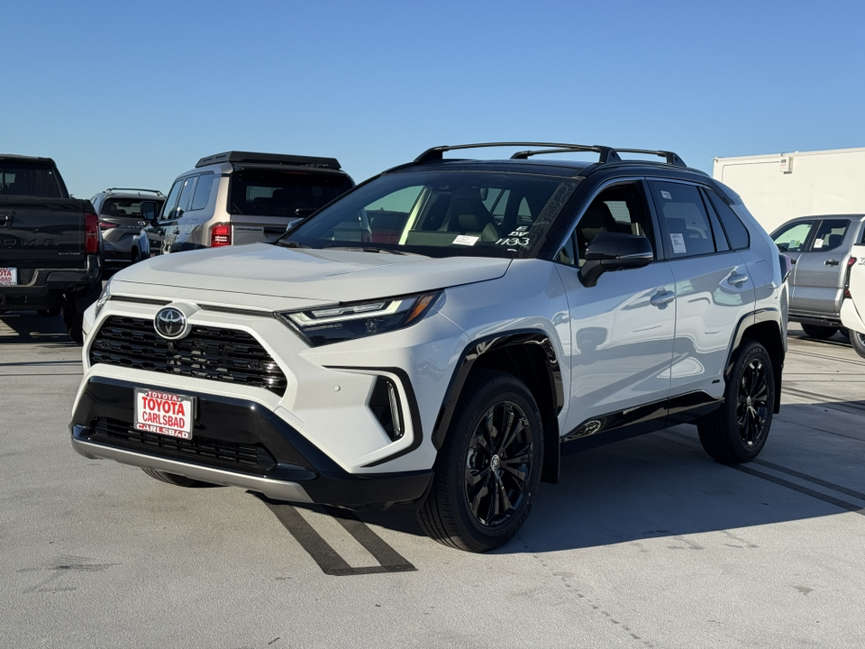 2025 Toyota RAV4 Hybrid XSE 11