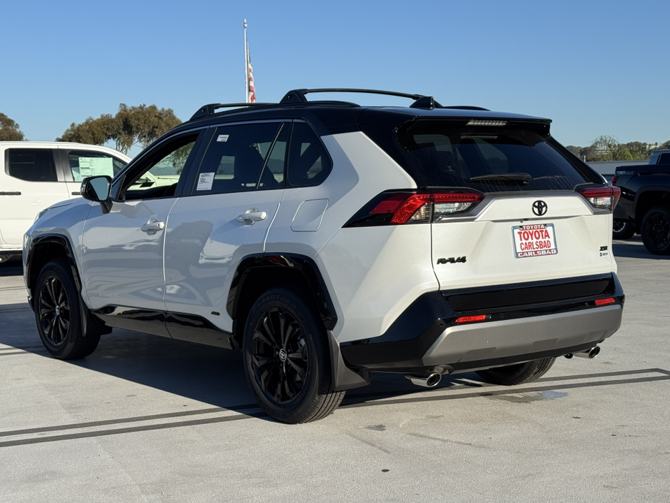 2025 Toyota RAV4 Hybrid XSE 12