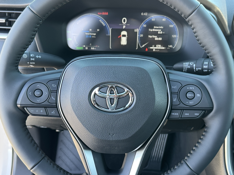 2025 Toyota RAV4 Hybrid XSE 21