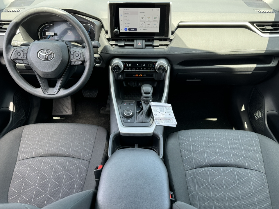2024 Toyota RAV4 Hybrid XLE 4