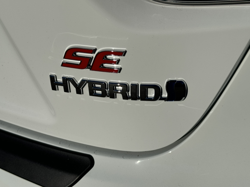 2024 Toyota Corolla Hybrid SE 14