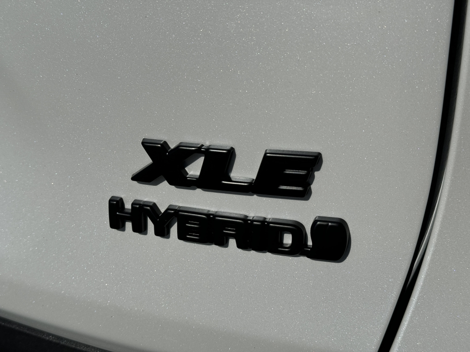 2024 Toyota RAV4 Hybrid XLE Premium 14