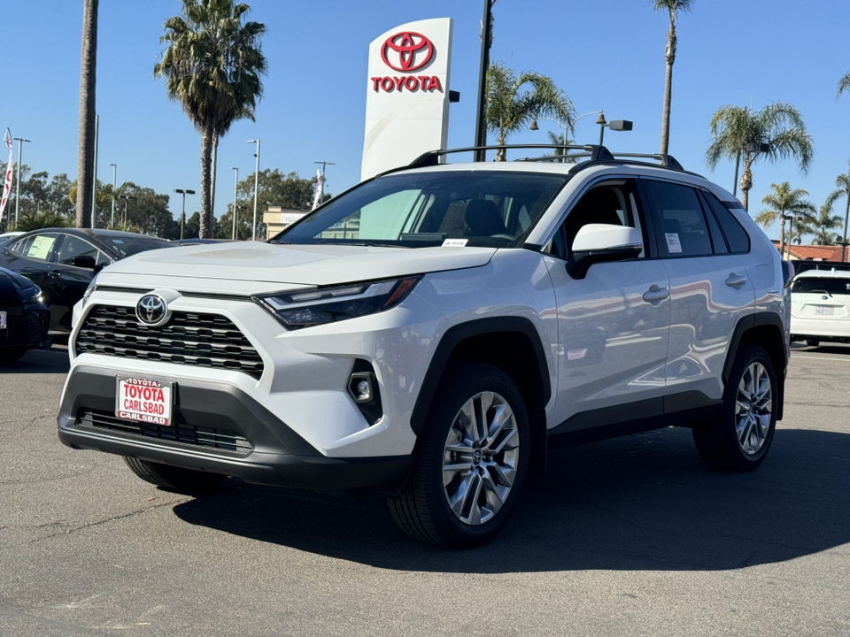 2024 Toyota RAV4 XLE Premium 11