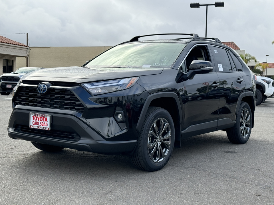 2024 Toyota RAV4 Hybrid XLE Premium 11