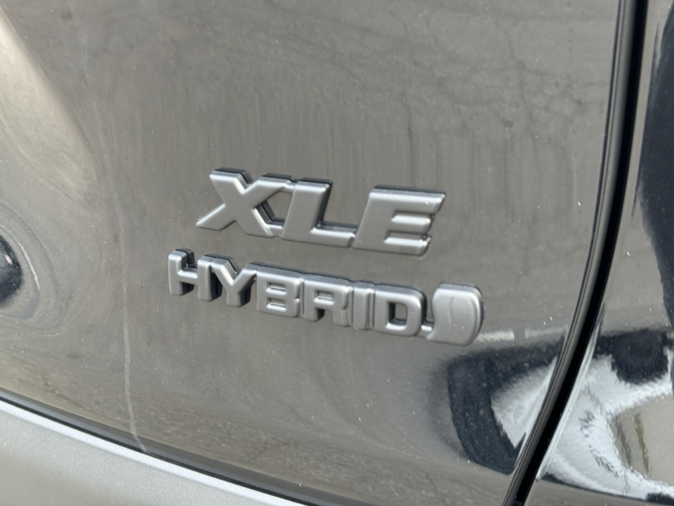 2024 Toyota RAV4 Hybrid XLE Premium 14