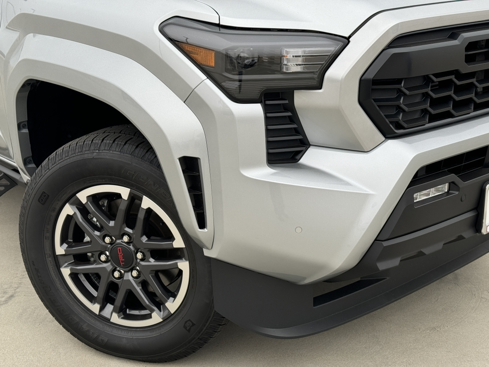 2024 Toyota Tacoma TRD Sport Hybrid 10