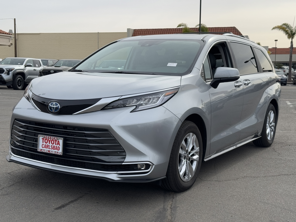 2024 Toyota Sienna Limited 12