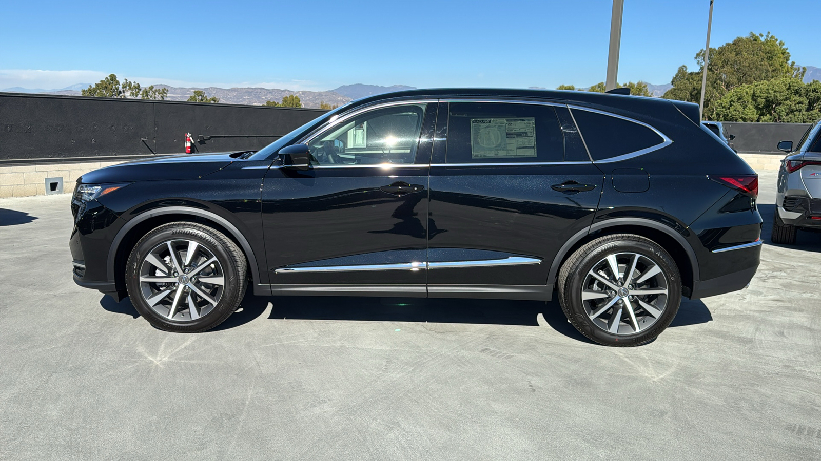 2025 Acura MDX w/Technology Package 2