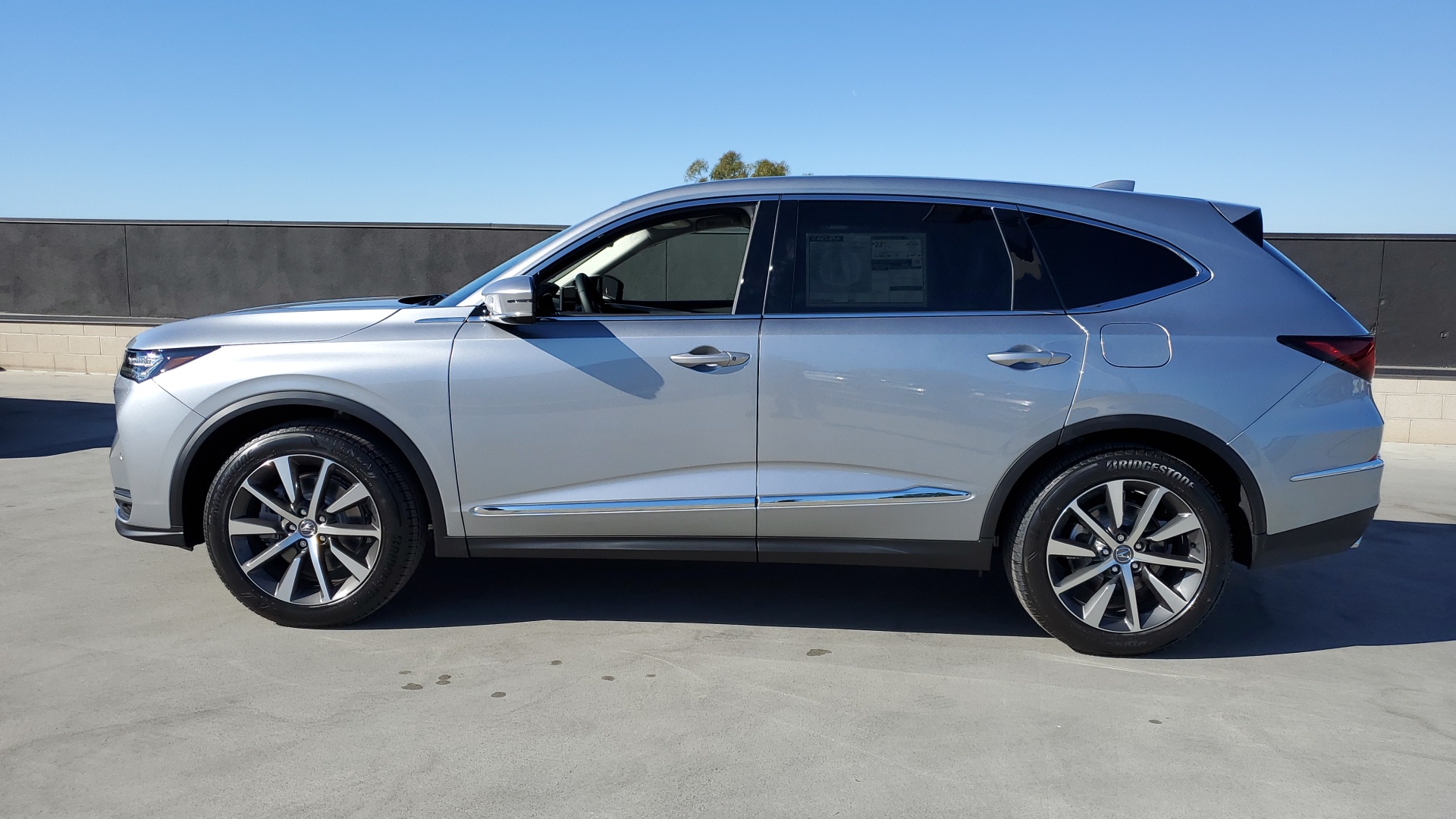 2025 Acura MDX w/Technology Package 2