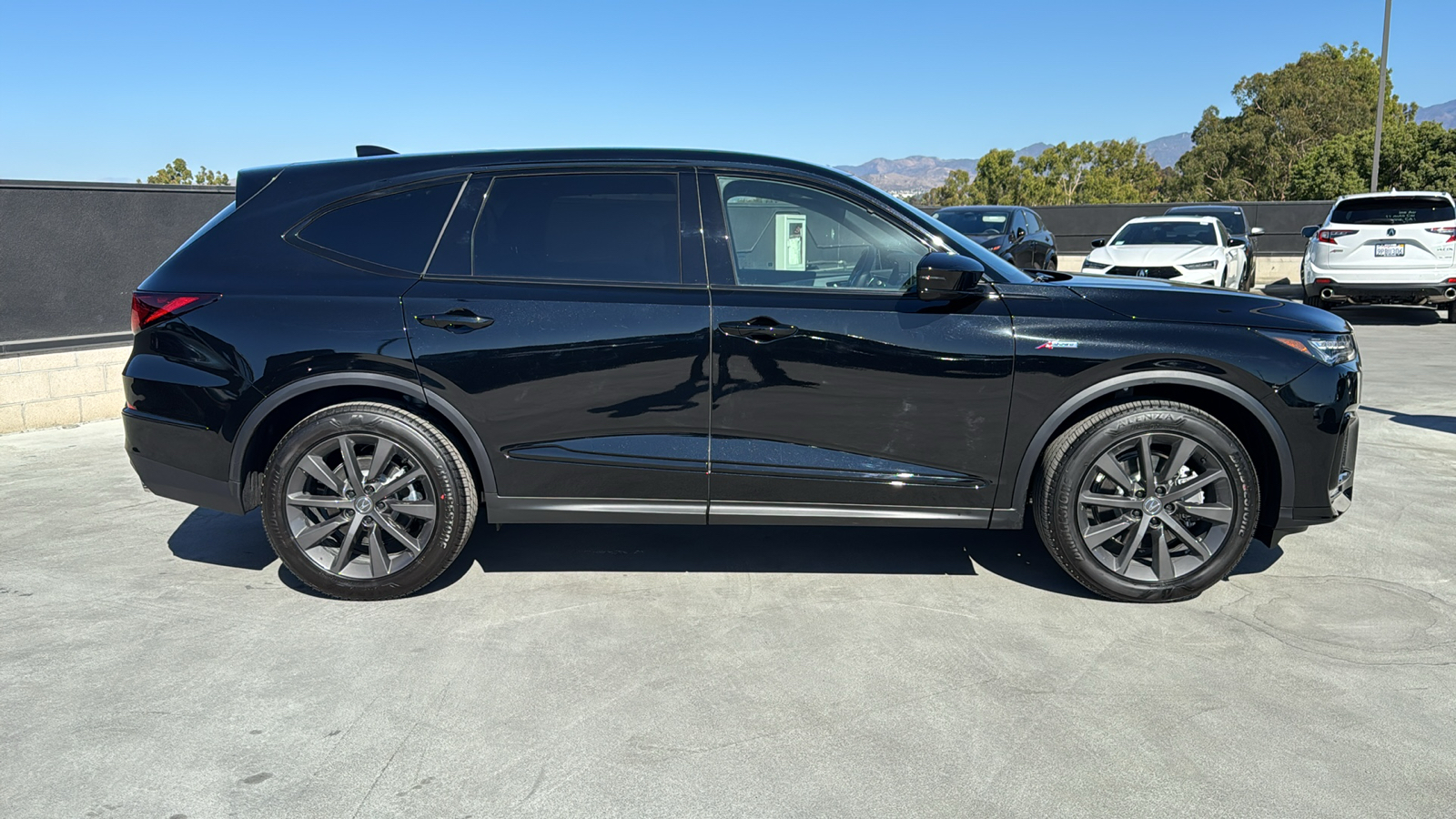 2025 Acura MDX w/A-Spec Package 6