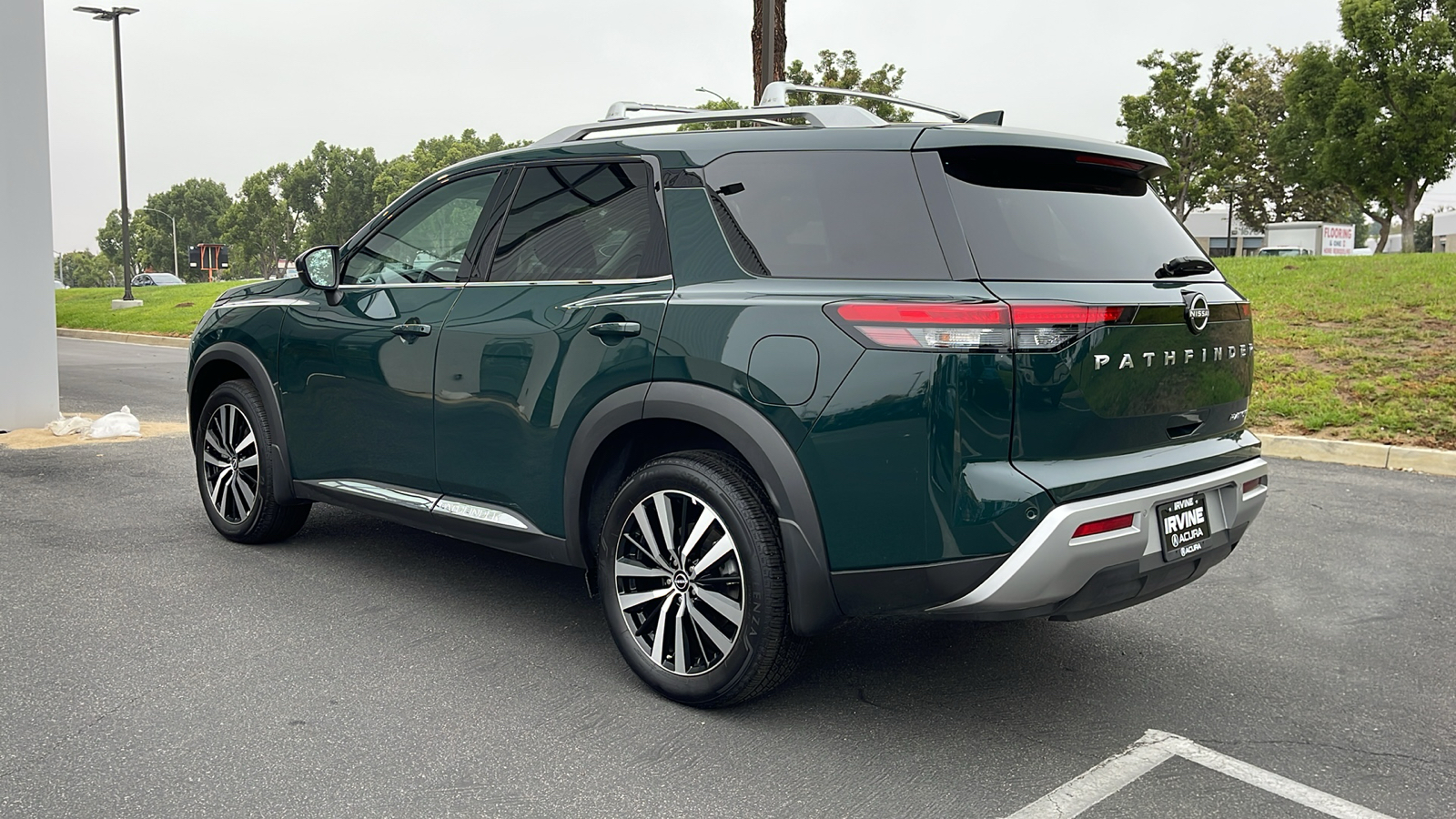 2024 Nissan Pathfinder Platinum 4