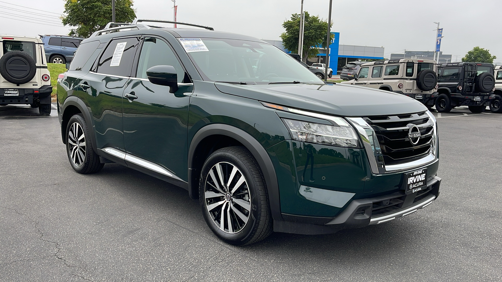 2024 Nissan Pathfinder Platinum 8