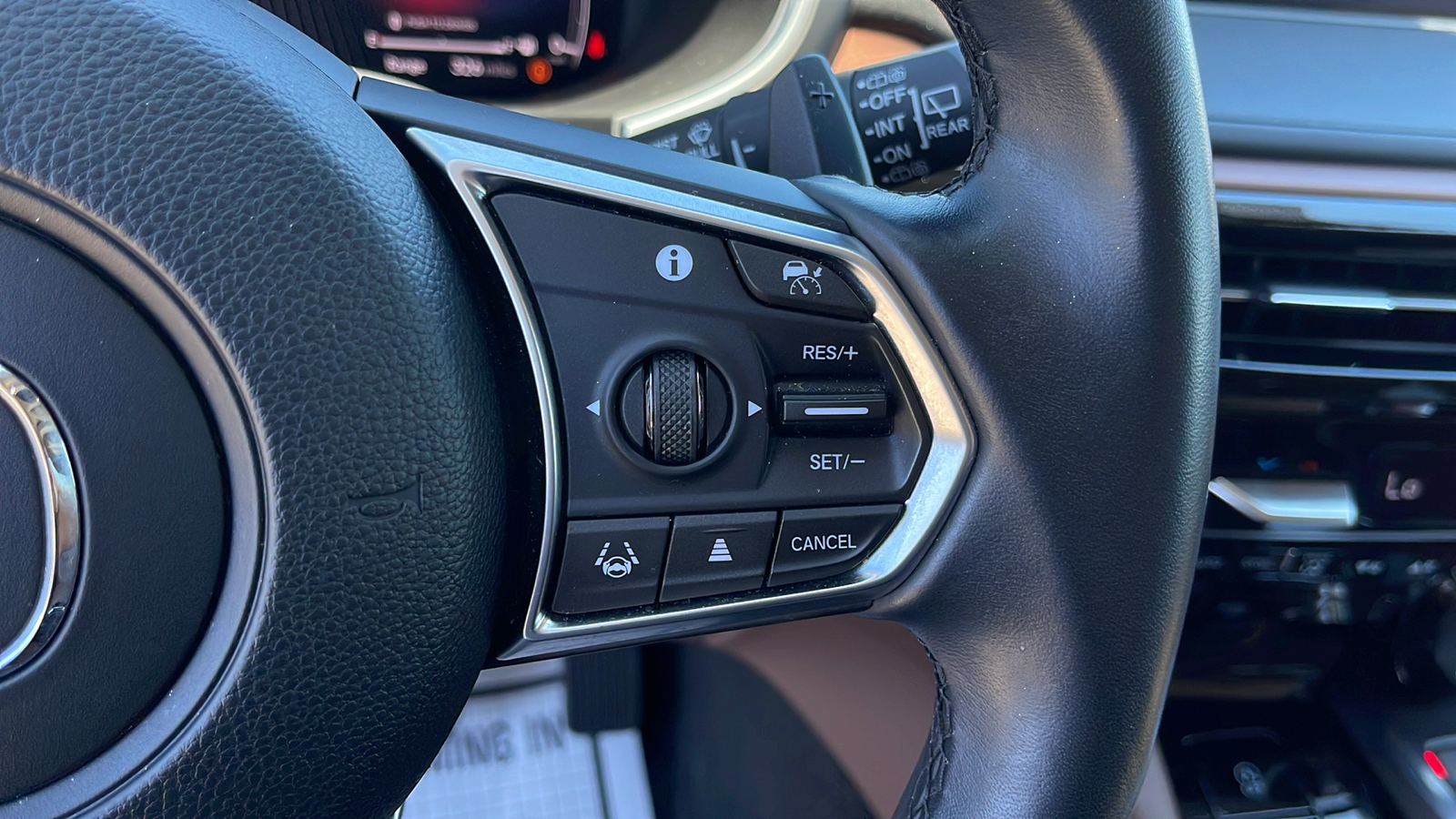 2022 Acura MDX w/Technology Package 21