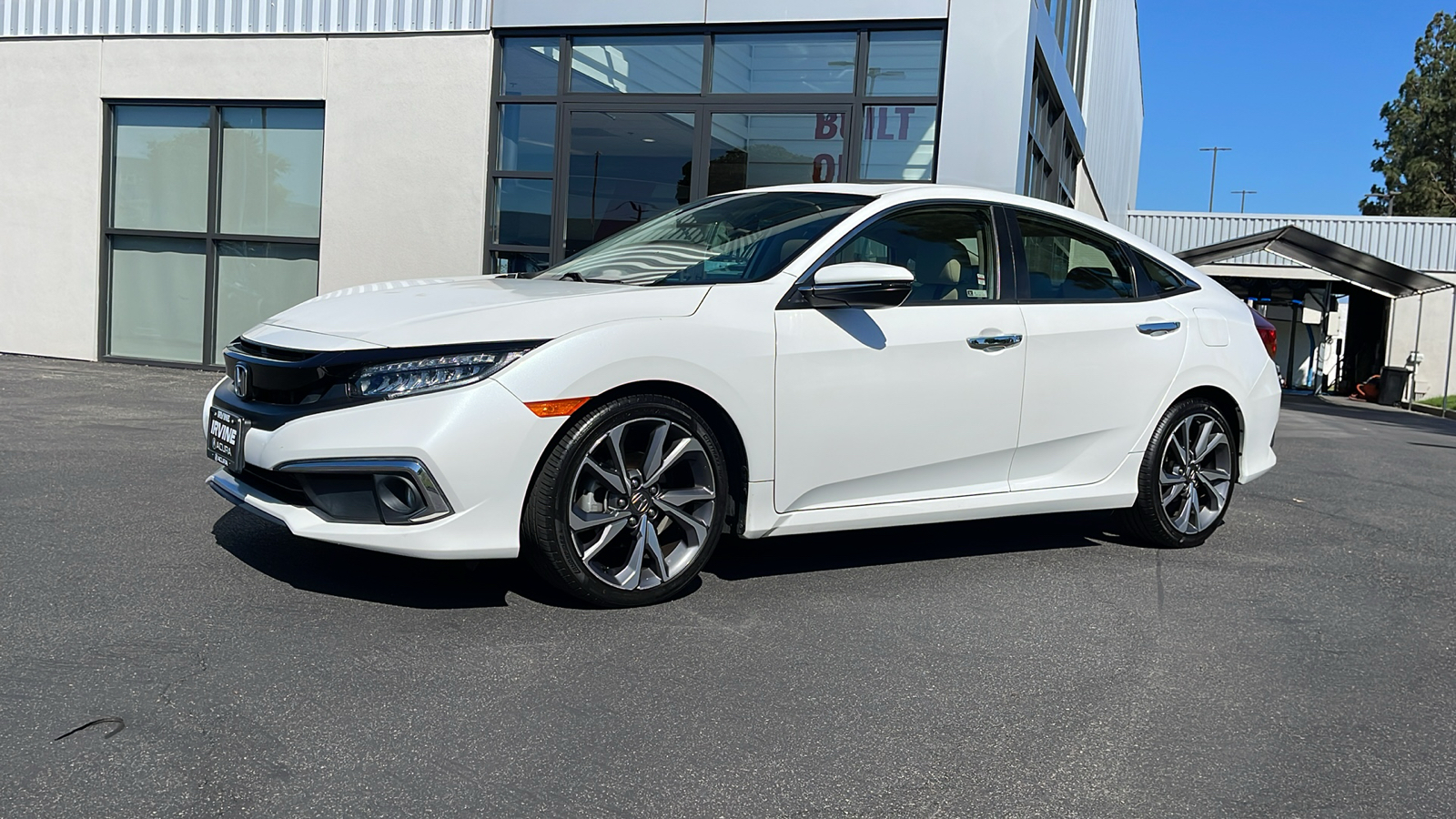 2019 Honda Civic Sedan Touring 1