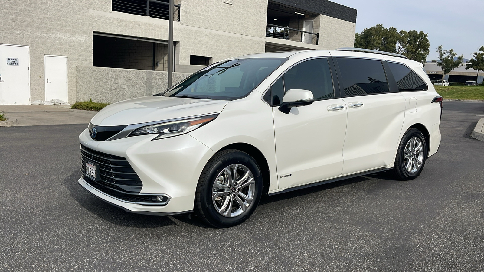 2021 Toyota Sienna Platinum 1