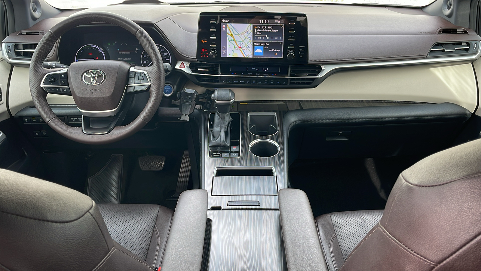 2021 Toyota Sienna Platinum 12