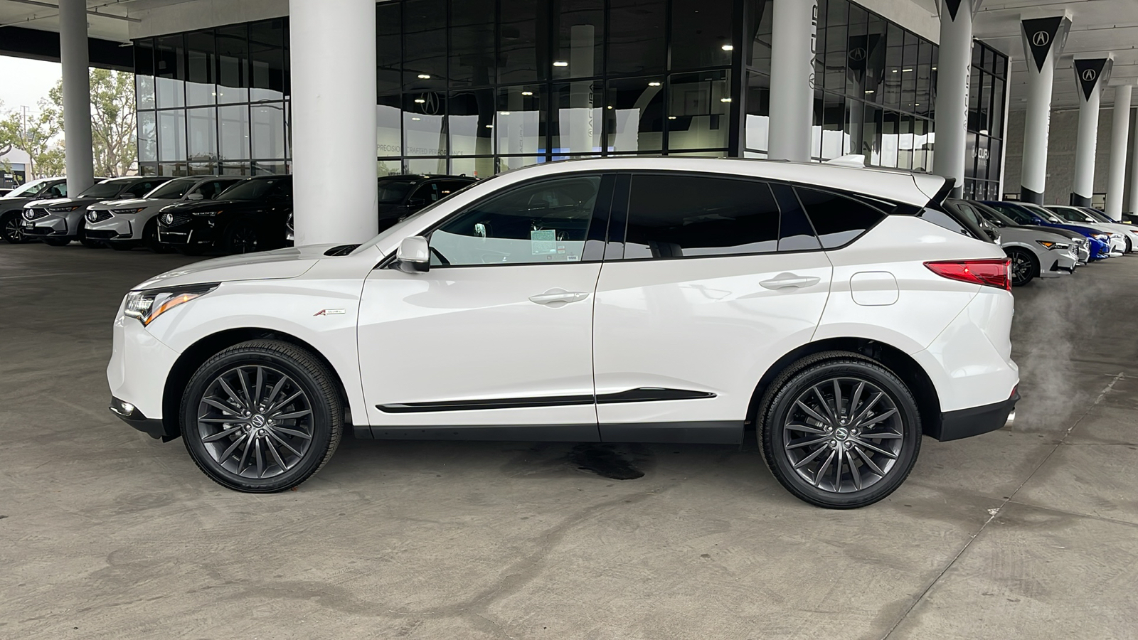 2024 Acura RDX w/A-Spec Advance Package 2