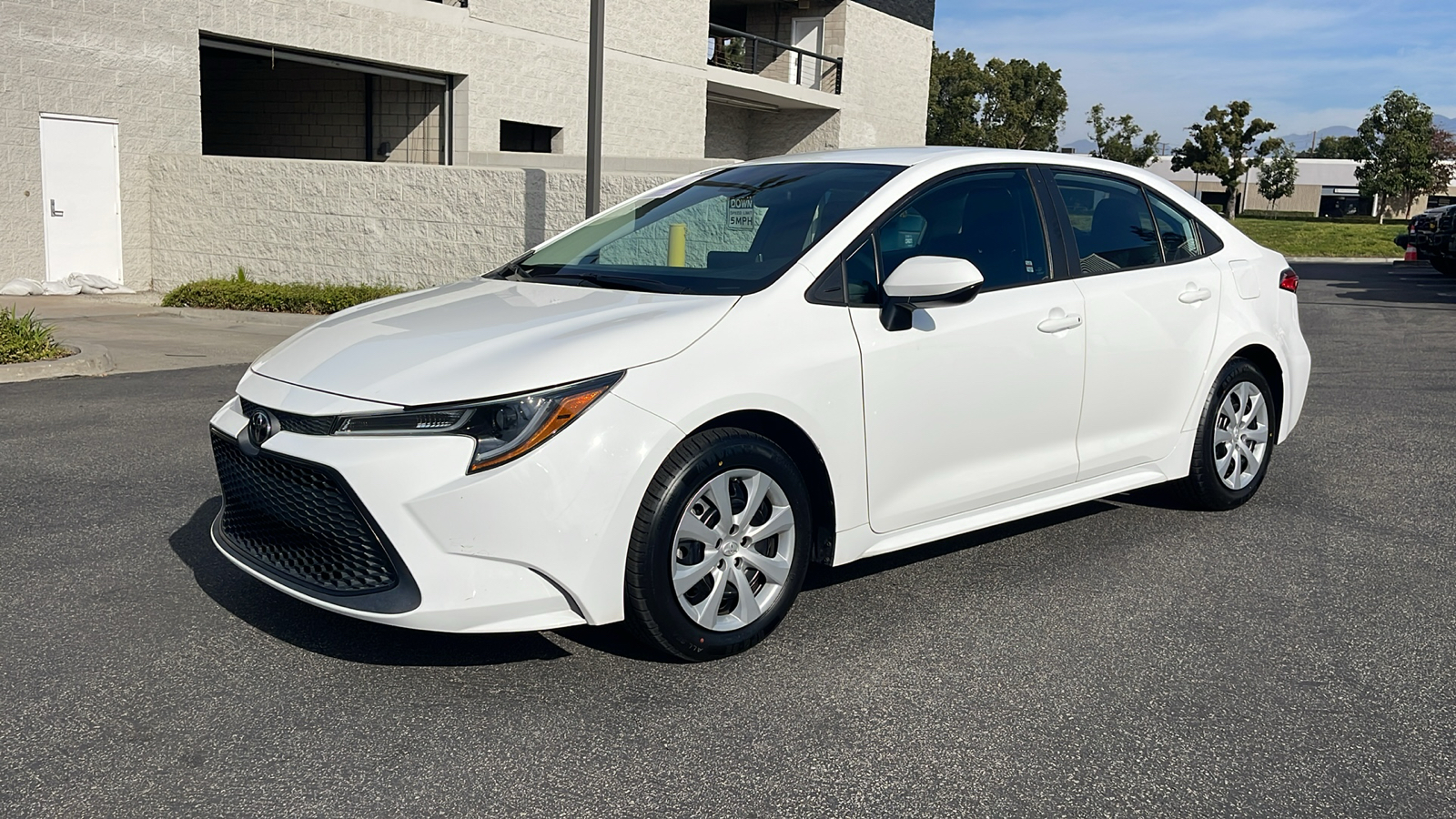 2021 Toyota Corolla LE 1