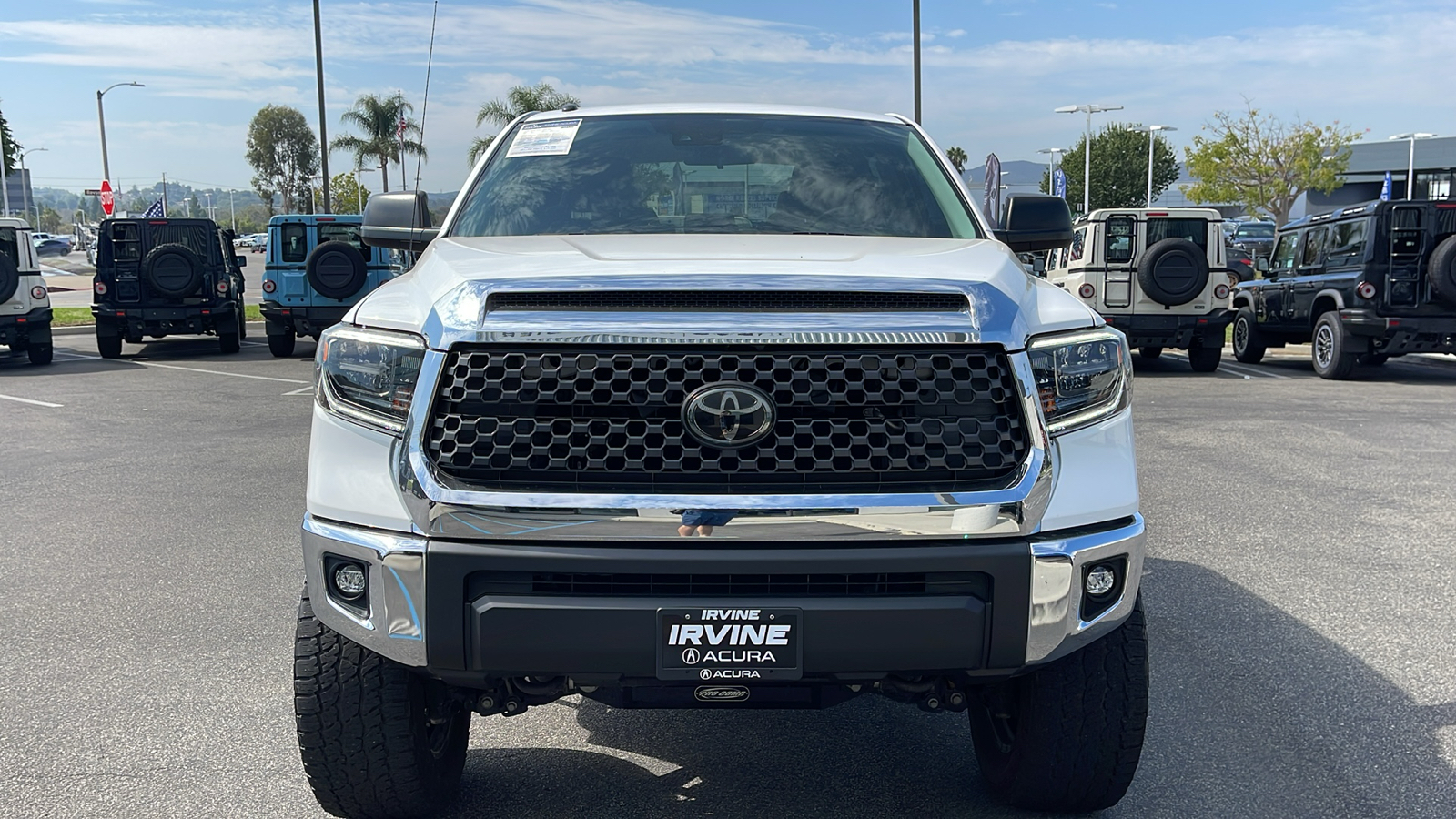 2018 Toyota Tundra 4WD SR5 10