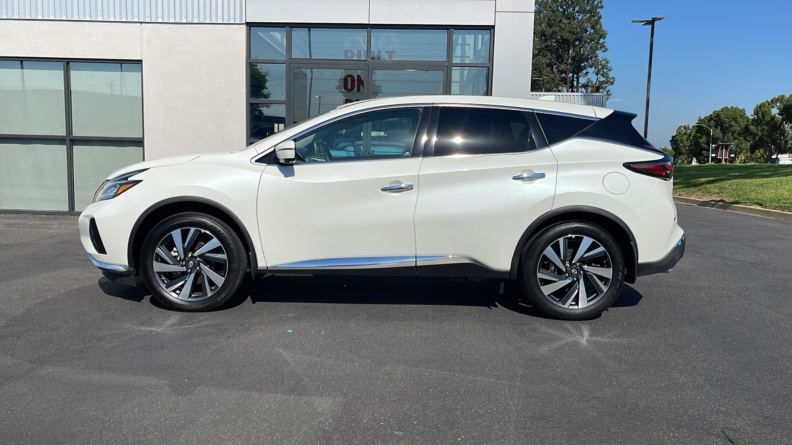 2023 Nissan Murano SL 3