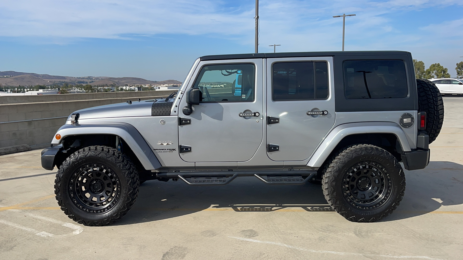 2018 Jeep Wrangler JK Unlimited Sahara 2