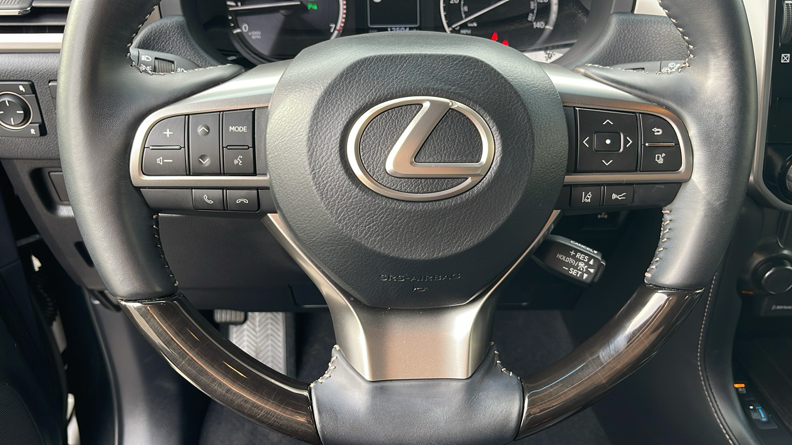 2023 Lexus GX GX 460 Premium 17