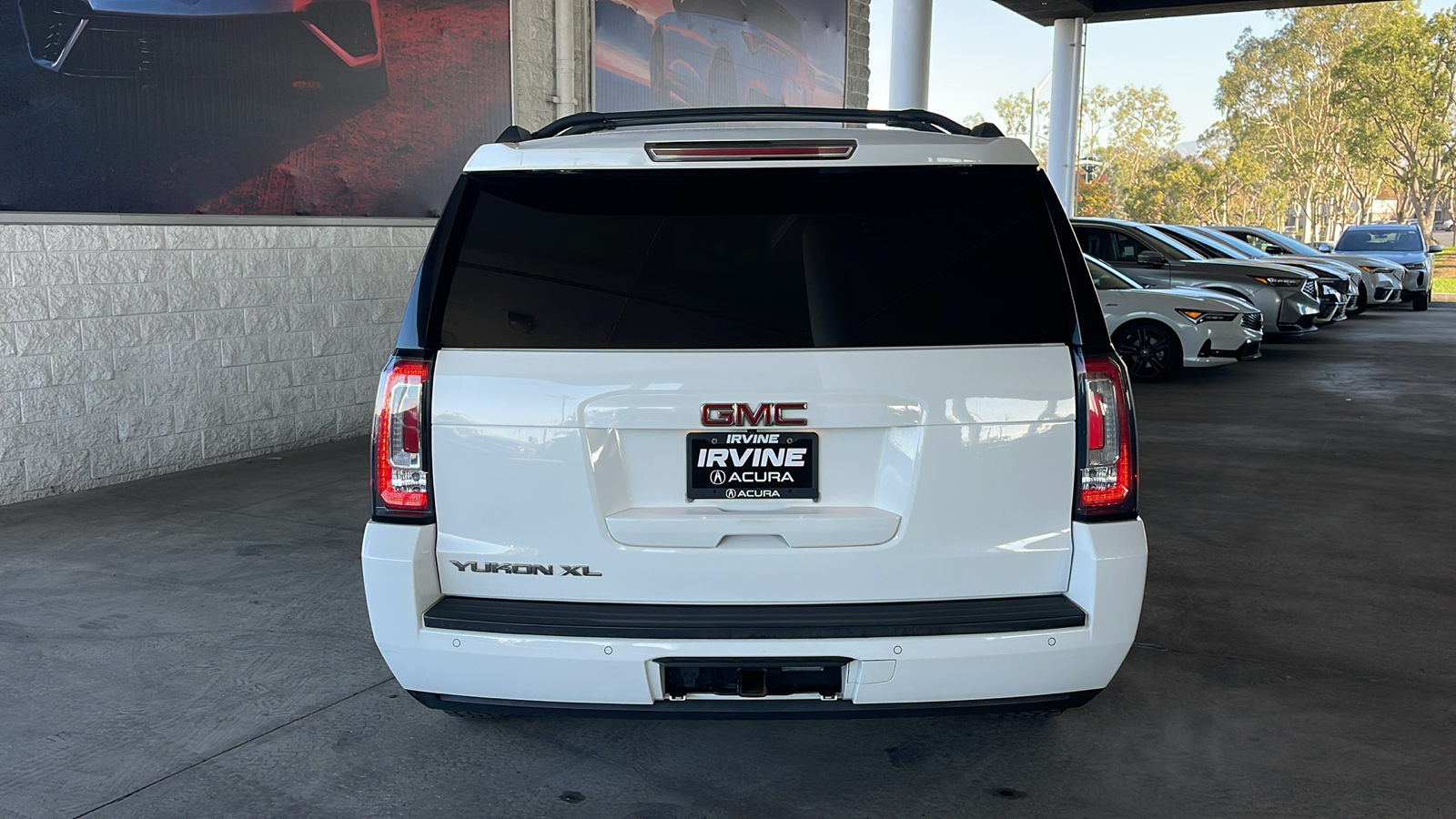 2016 GMC Yukon XL SLT 4