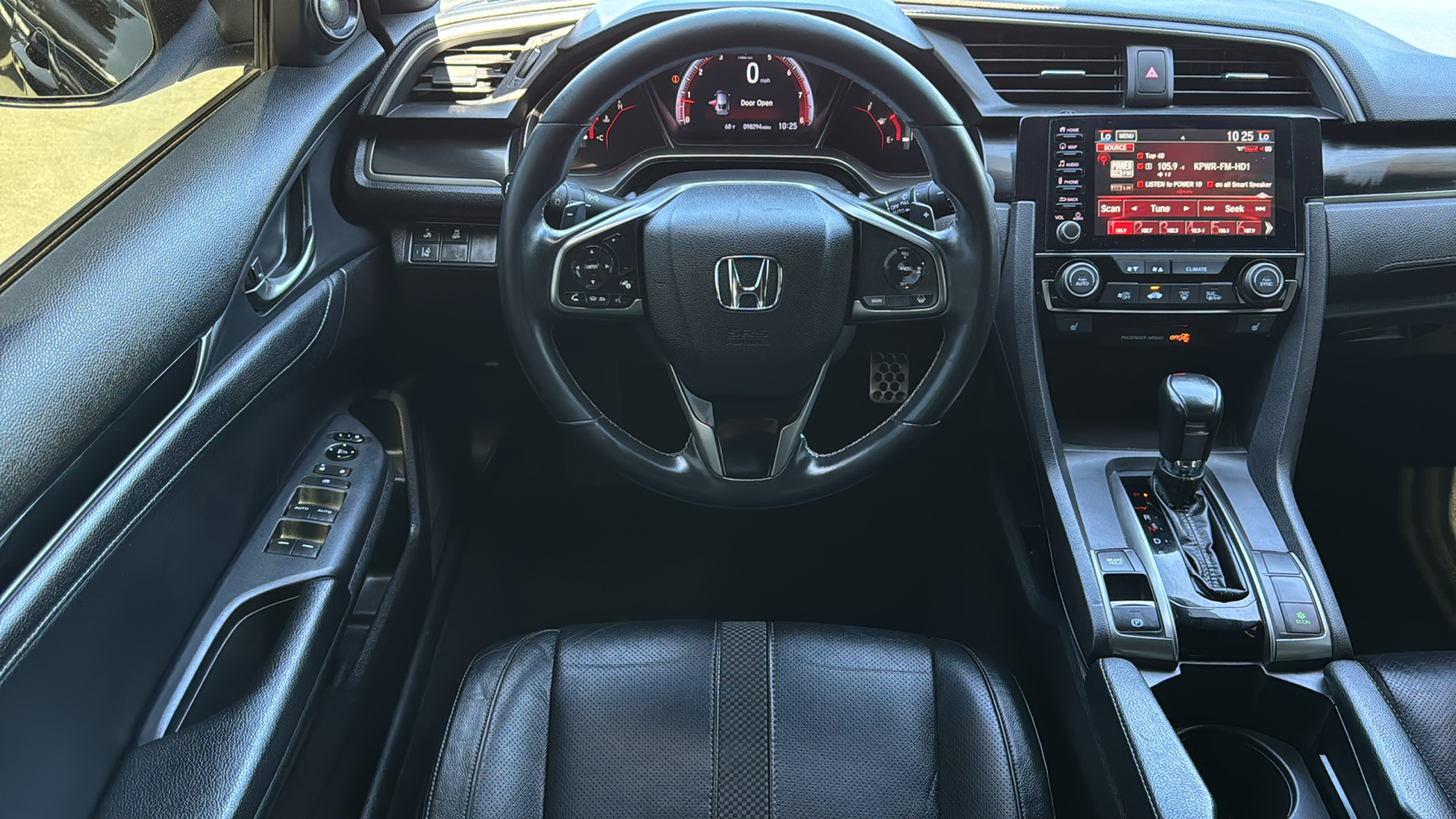 2020 Honda Civic Hatchback Sport Touring 12