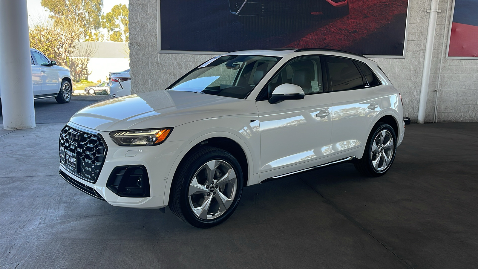 2023 Audi Q5 S line Prestige 1