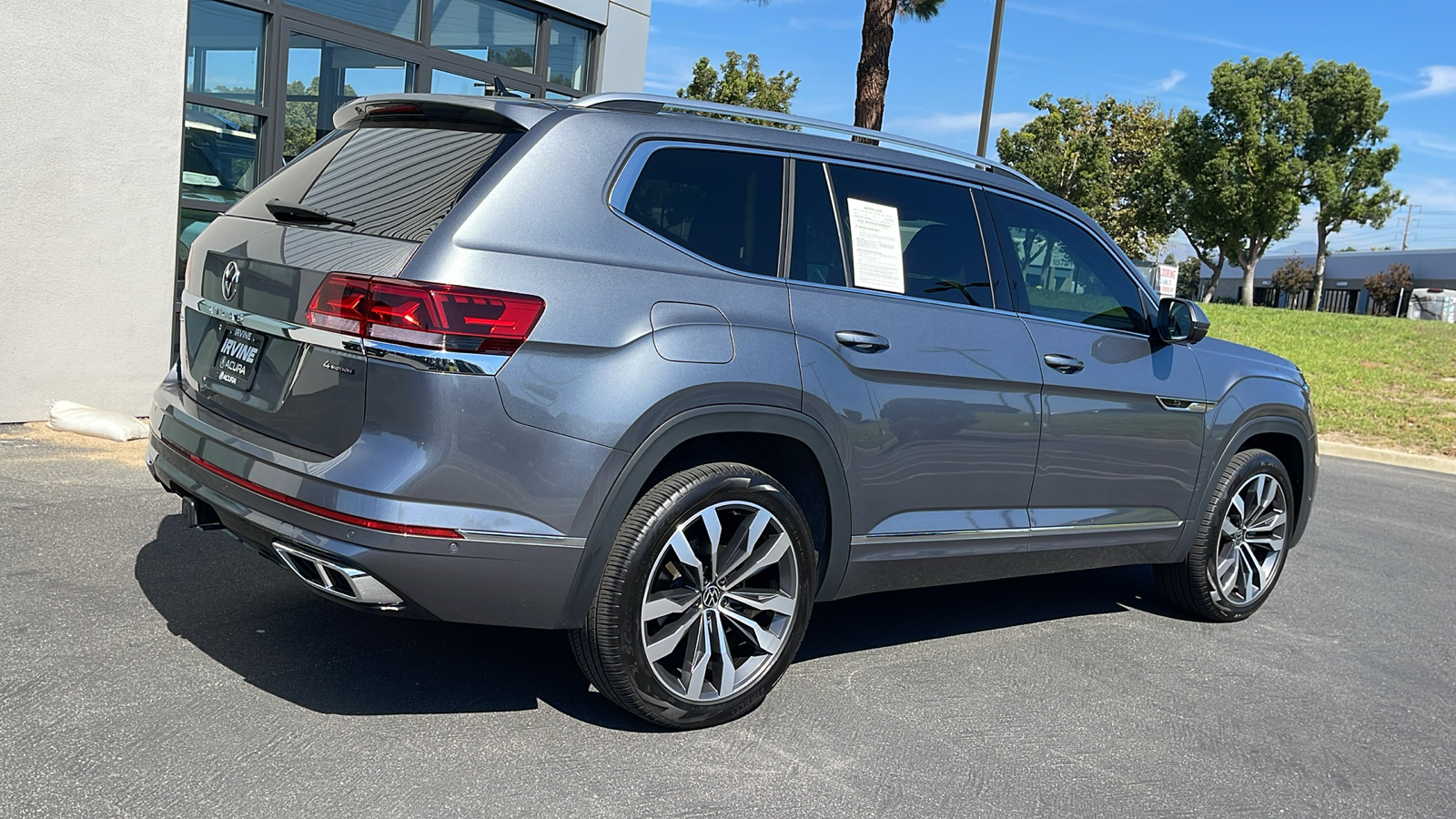 2023 Volkswagen Atlas 3.6L V6 SEL Premium R-Line 6