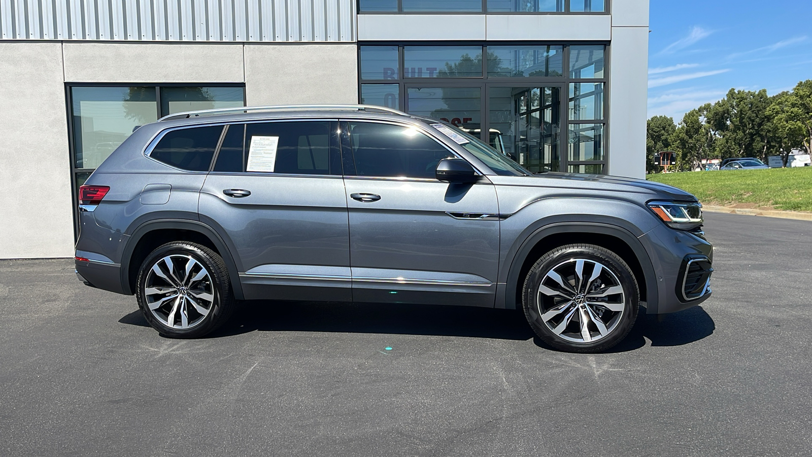 2023 Volkswagen Atlas 3.6L V6 SEL Premium R-Line 7