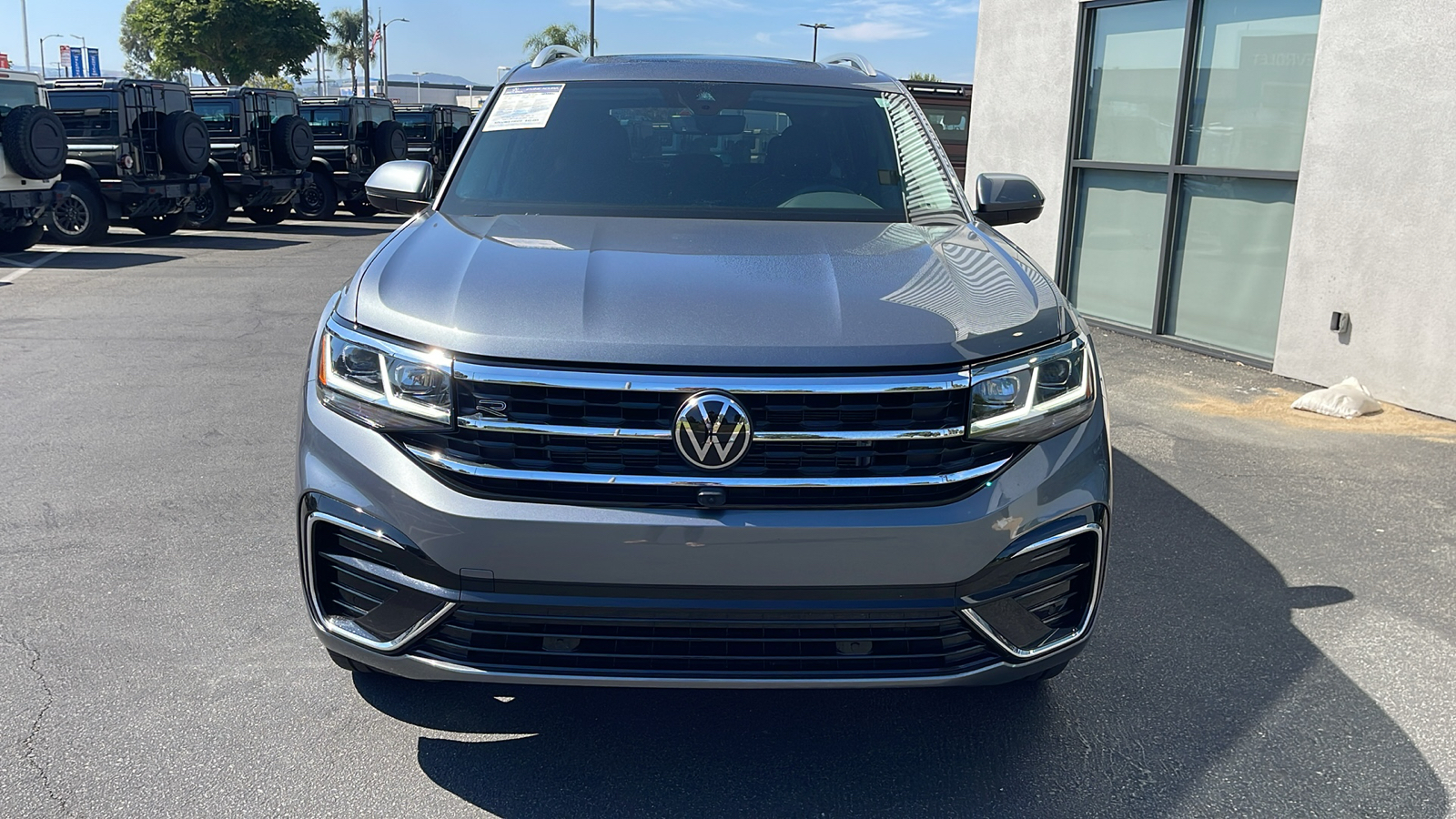 2023 Volkswagen Atlas 3.6L V6 SEL Premium R-Line 9