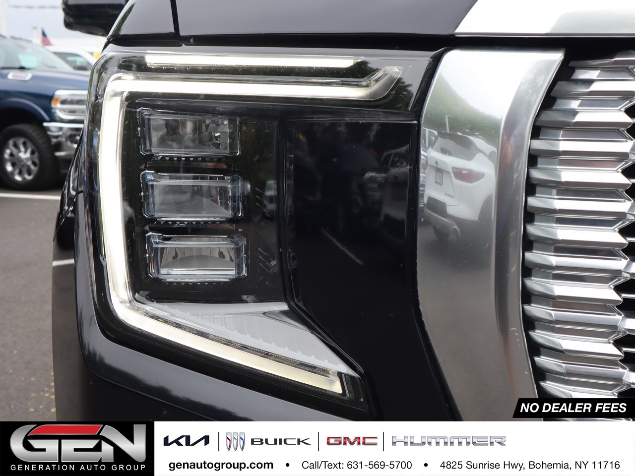 2022 GMC Yukon Denali 8