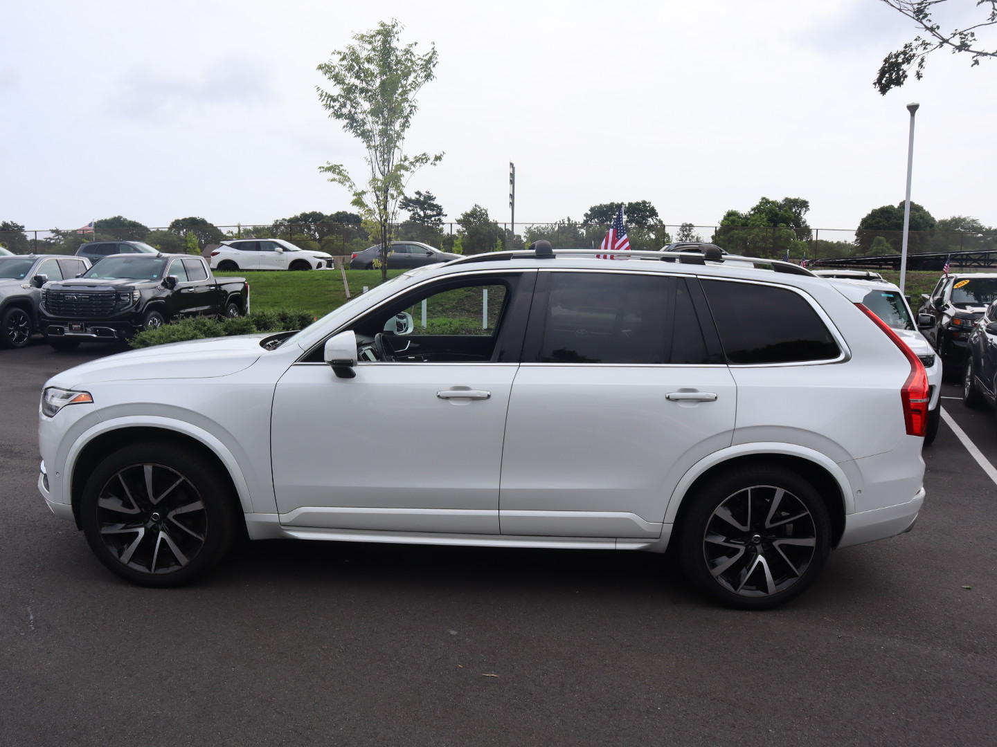 2018 Volvo XC90 T6 Momentum 8