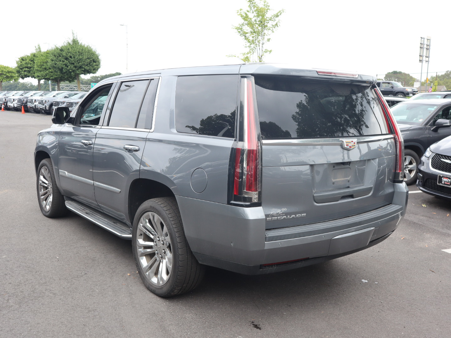 2019 Cadillac Escalade Luxury 7